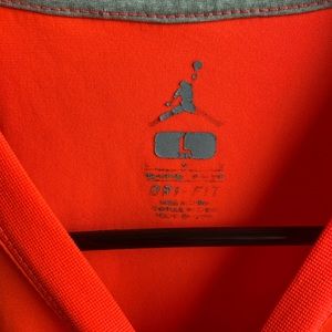 Jordan kids Large neon orange t-shirt